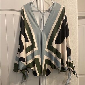 NWT Fashion Nova Geometric V-Neck Blouse with Tied Sleeves, Sz L